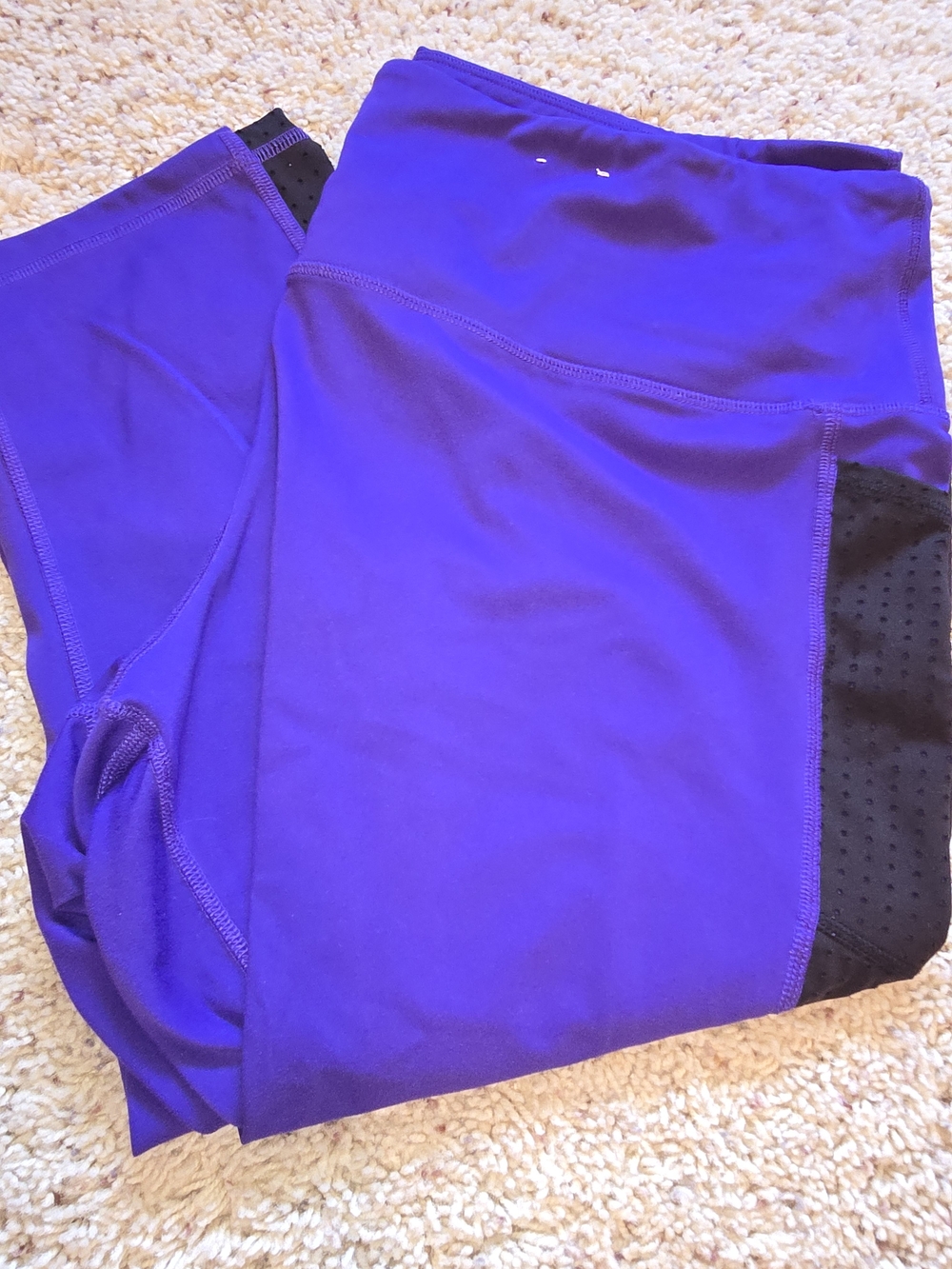 Xersion Purple Capri Leggings with Black Waistband